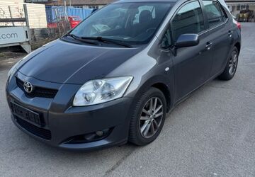 Toyota Auris 294.591 km 2.199 &euro; Ubstadt-Weiher 76698