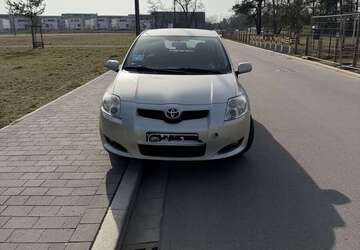 Toyota Auris 232.000 km 3.000 &euro; Mannheim, Universitätsstadt 68309