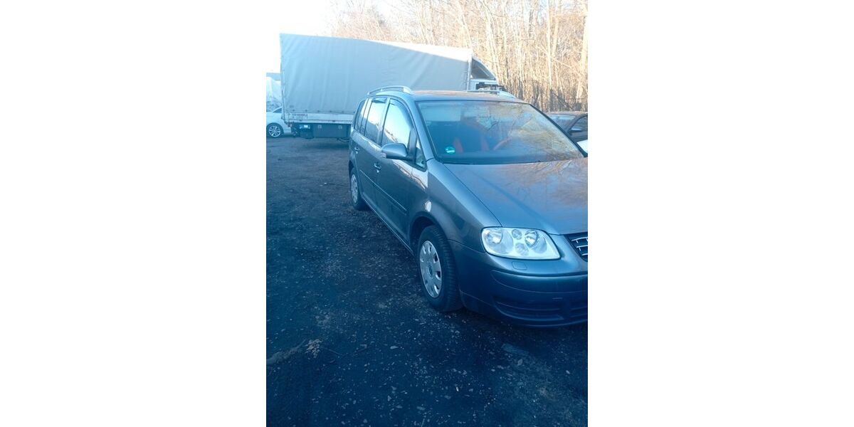 VW Touran 318.000 km 2.099 &euro; Frankenthal 67227