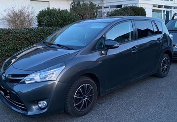 Toyota Verso 133.800 km 9.600 &euro; Walldorf 69190