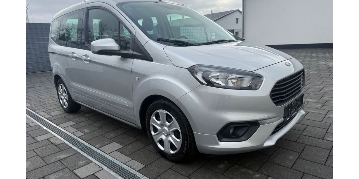 Ford Tourneo Courier 39.000 km 13.500 &euro; Speyer 67346