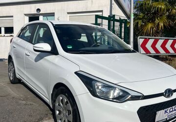 Hyundai i20 144.000 km 6.300 &euro; Mannheim 68199