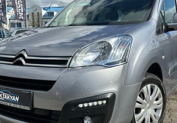 Citroen Berlingo 106.000 km 10.990 &euro; Mannheim 68309