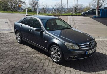 Mercedes-Benz 220 340.000 km 3.000 &euro; Heidelberg 69126