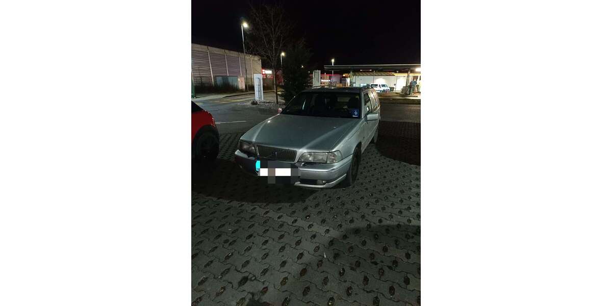 Volvo V70 336.000 km 1.350 &euro; Sinsheim 74889