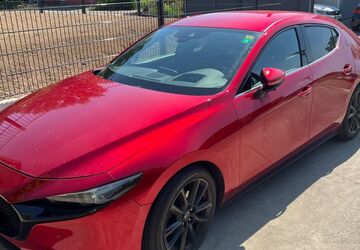 Mazda 3 98.000 km 17.800 &euro; Sinsheim 74889