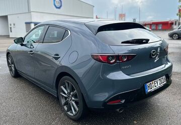 Mazda 3 122.000 km 15.500 &euro; Zuzenhausen 74939