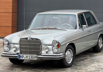 Mercedes-Benz 300 111.500 km 45.999 &euro; Hirschhorn 69434