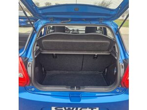 Suzuki Swift 1.2 Dualjet Hybrid Club 36.240 km 12.450 &euro; Obrigheim-Asbach 74847