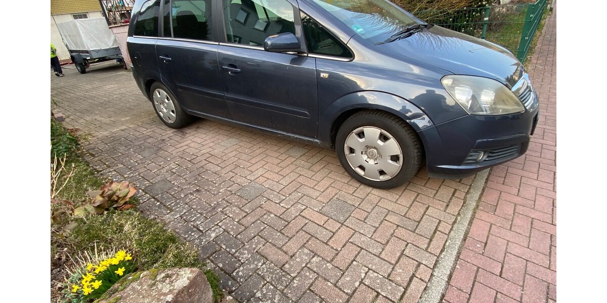 Opel Zafira B 240.607 km 1.250 &euro; Mauer 69256
