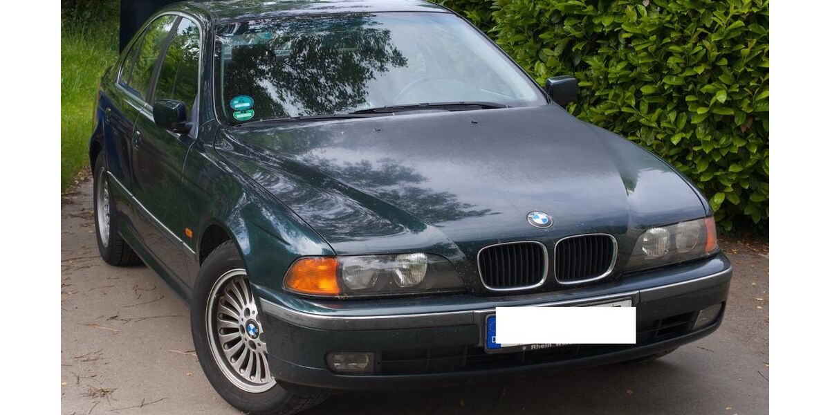 BMW 520 175.000 km 2.599 &euro; Heidelberg 69121