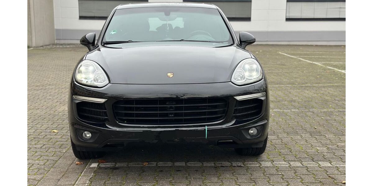 Porsche Cayenne 143.000 km 33.900 &euro; Plankstadt 68723