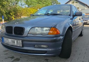 BMW 318 246.377 km 4.000 &euro; Mannheim 68167