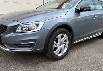 Volvo V60 Cross Country 134.000 km 13.290 &euro; Viernheim 68519