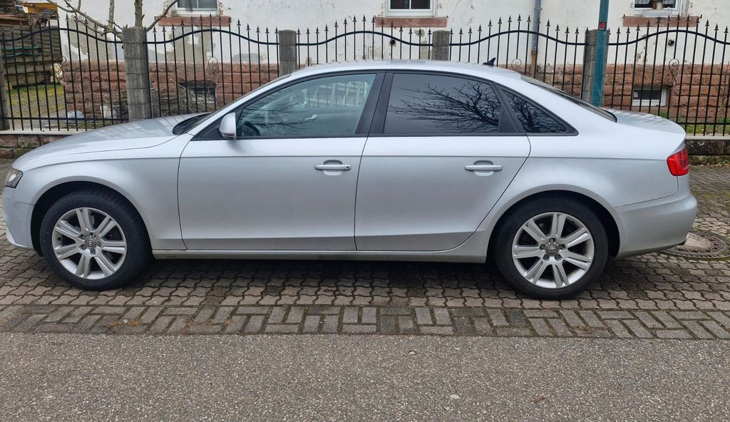 Audi A4 257.000 km 3.800 &euro; Forst 76694