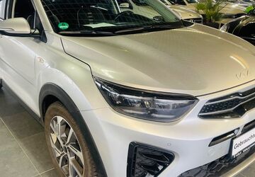 Kia Stonic 13.000 km 21.299 &euro; Ketsch 68775