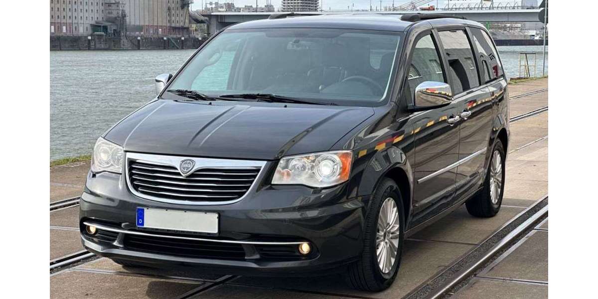 Lancia Voyager 95.000 km 19.500 &euro; Mannheim 68169