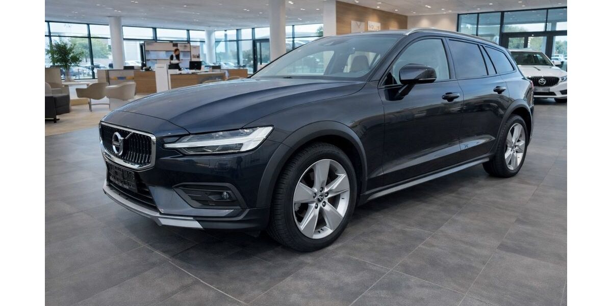 Volvo V60 Cross Country 113.000 km 24.890 &euro; Viernheim 68519