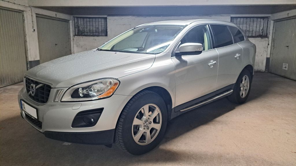Volvo XC60 143.000 km 14.990 &euro; Mannheim 68259