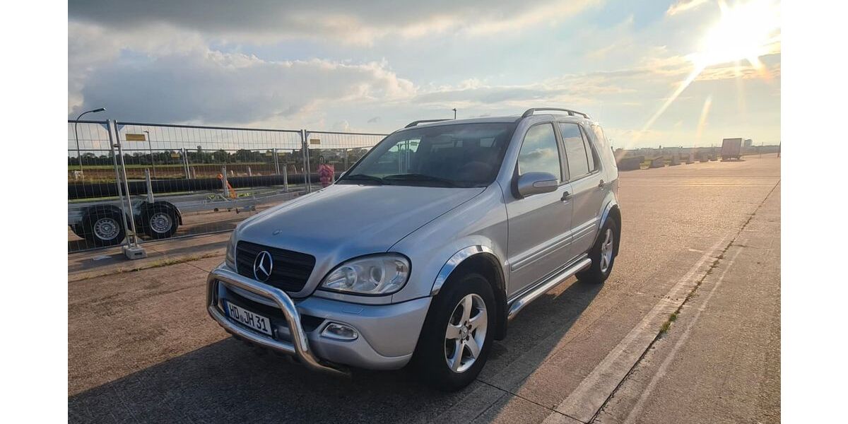 Mercedes-Benz ML 270 199.000 km 8.700 &euro; Heidelberg 69126