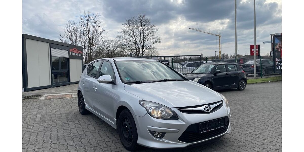 Hyundai i30 179.000 km 3.999 &euro; Oberhausen-Rheinhausen 68794