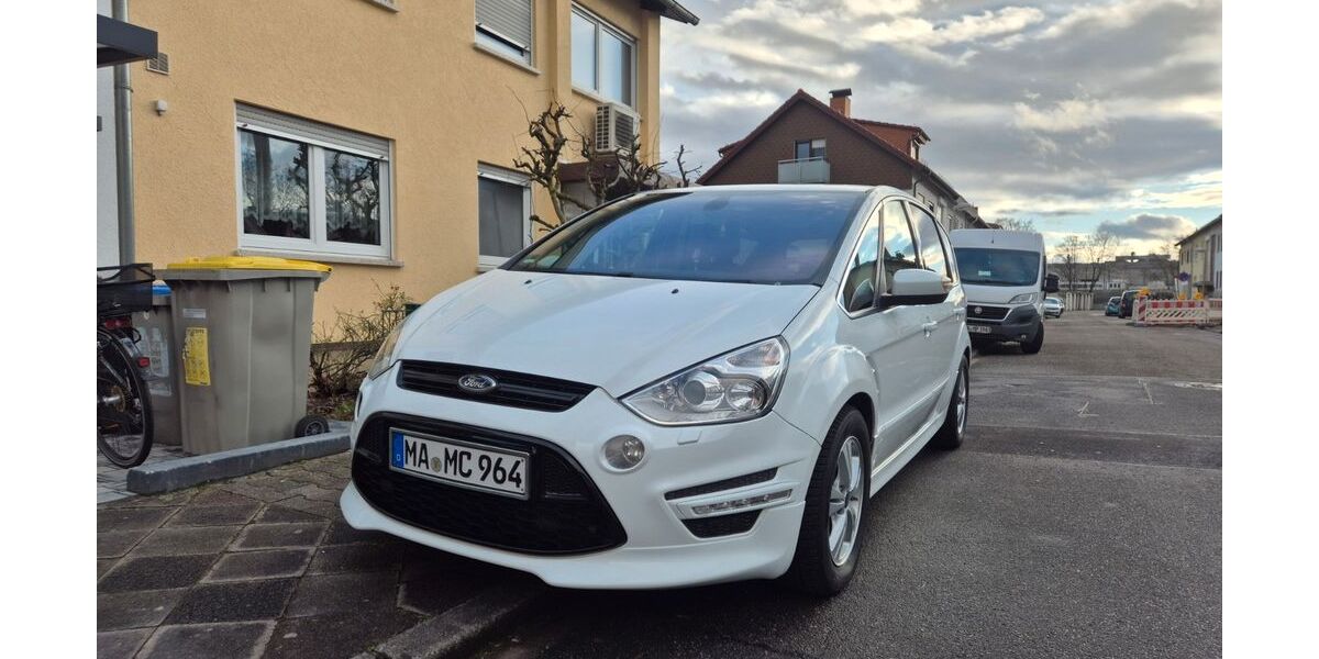 Ford S-Max 141.000 km 10.900 &euro; Mannheim 68219
