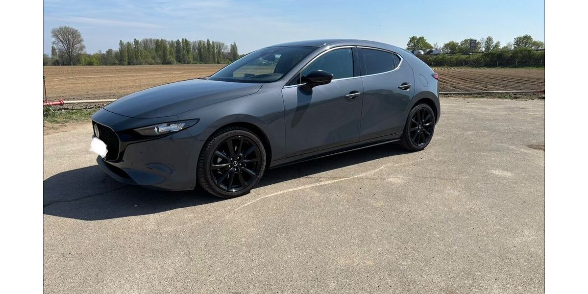 Mazda 3 15.000 km 25.900 &euro; Speyer 67346