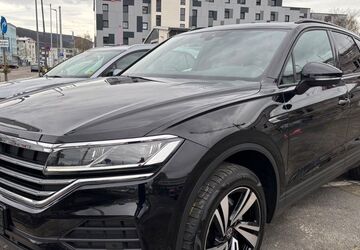 VW Touareg 90.000 km 40.900 &euro; Heidelberg 69115