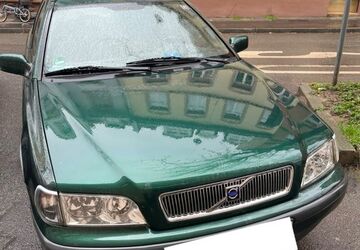 Volvo V40 293.700 km 1.300 &euro; Heidelberg 69121