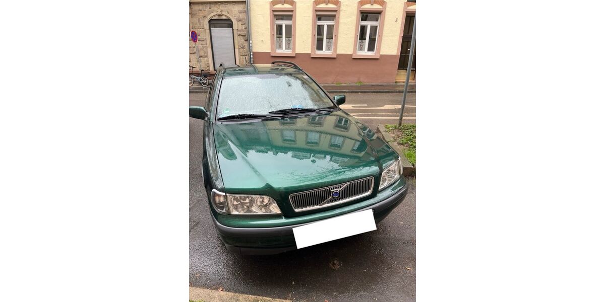Volvo V40 293.700 km 1.300 &euro; Heidelberg 69121