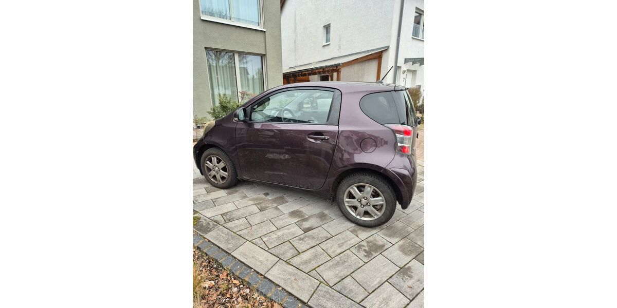 Toyota IQ 164.000 km 2.850 &euro; Neckargemünd 69151