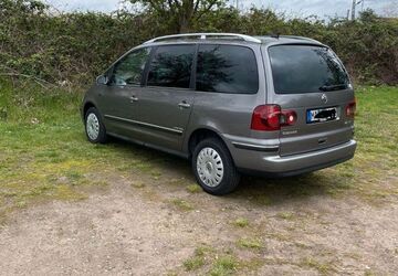 VW Sharan 290.500 km 5.900 &euro; Mannheim 68169