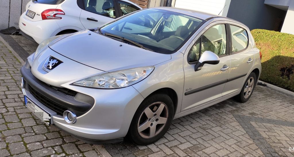 Peugeot 207 186.625 km 2.999 &euro; Mannheim 68167