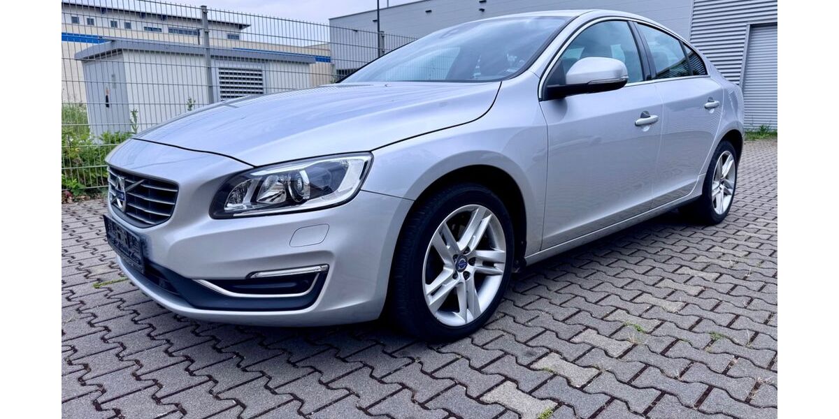 Volvo S60 64.000 km 15.490 &euro; Viernheim 68519