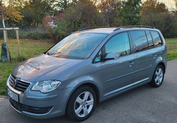 VW Touran 174.500 km 4.900 &euro; Heidelberg 69126