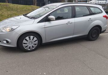 Ford Focus 136.800 km 4.950 &euro; heidelberg 69115