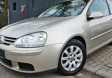 VW Golf 233.000 km 2.499 &euro; Speyer 67346