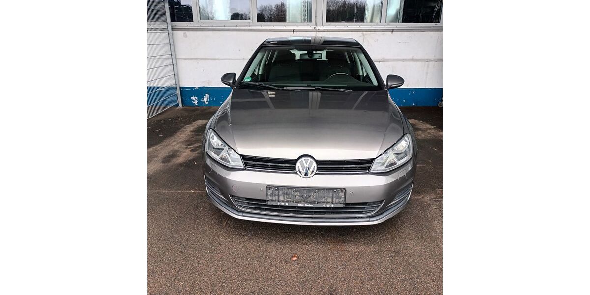 VW Golf 139.000 km 7.499 &euro; Hüttenfeld 68623