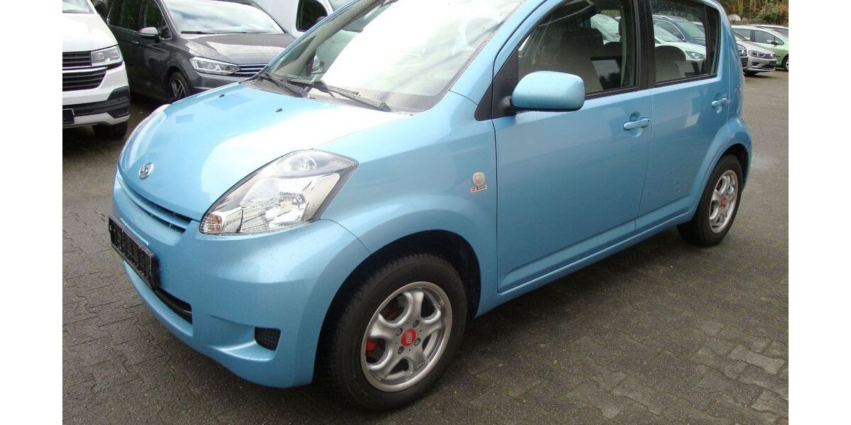 Daihatsu Sirion 49.600 km 7.499 &euro; Lorsch 64653