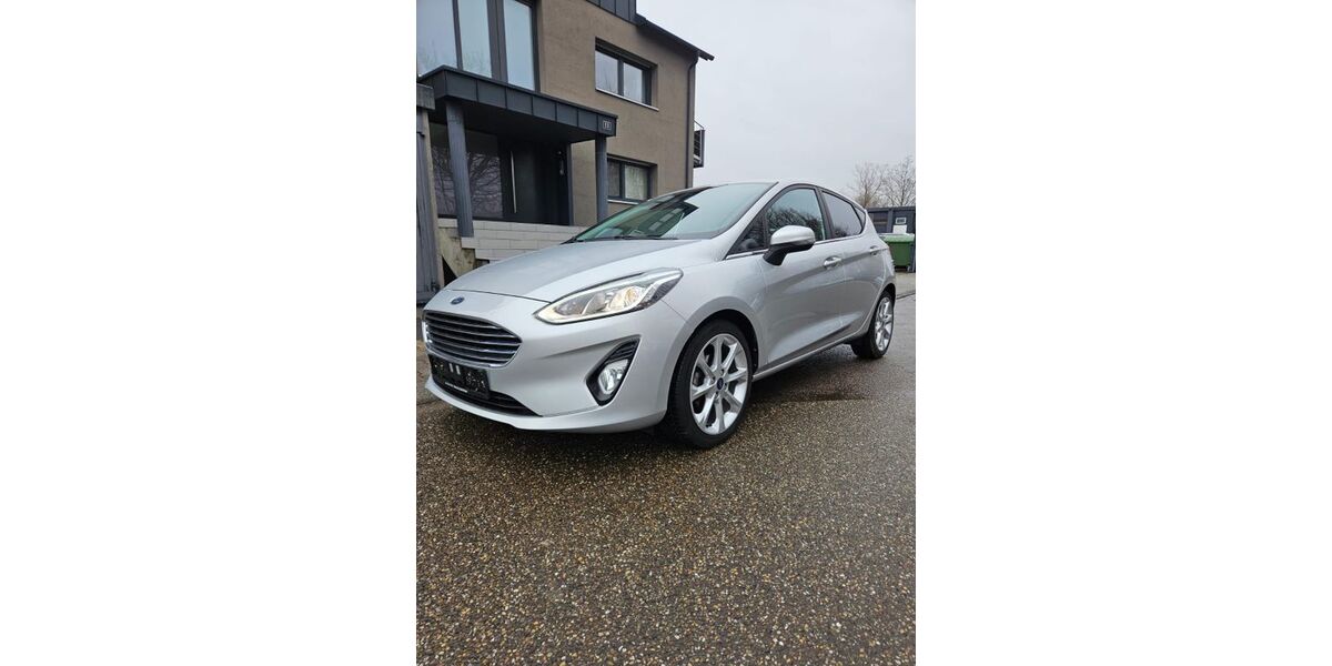Ford Fiesta 129.800 km 11.650 &euro; Kronau 76709