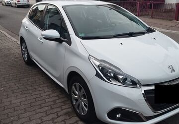 Peugeot 208 94.400 km 5.300 &euro; Heidelberg 69124