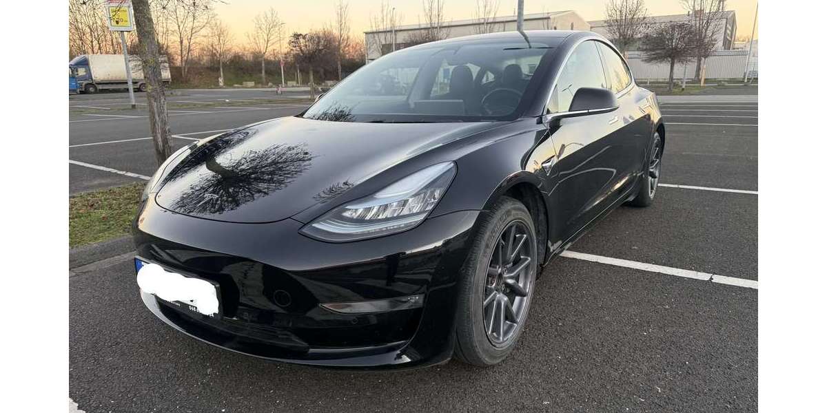 Tesla Model 3 69.000 km 25.300 &euro; Mannheim 68167