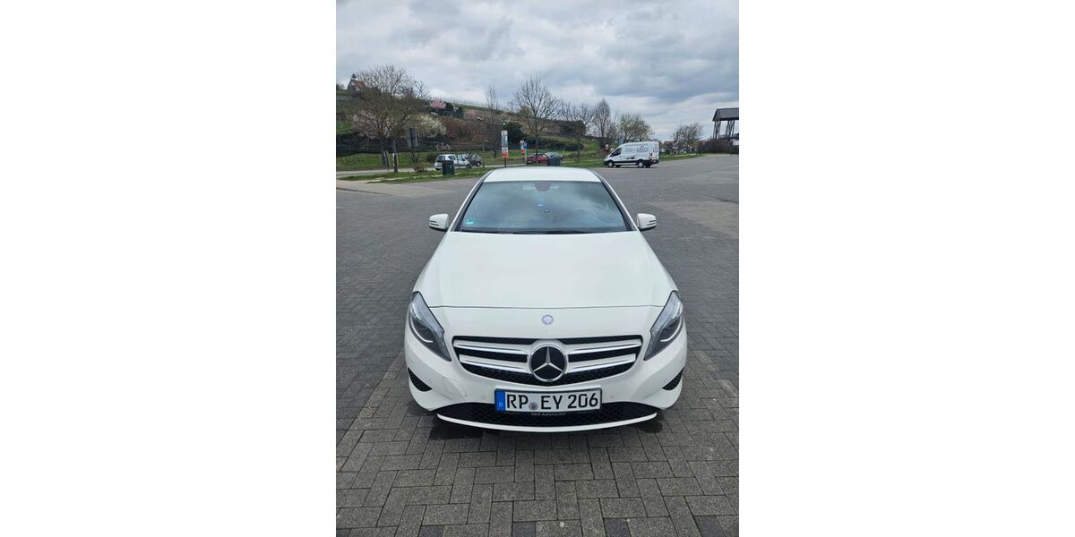 Mercedes-Benz A 180 94.500 km 14.500 &euro; Ludwigshafen 67065