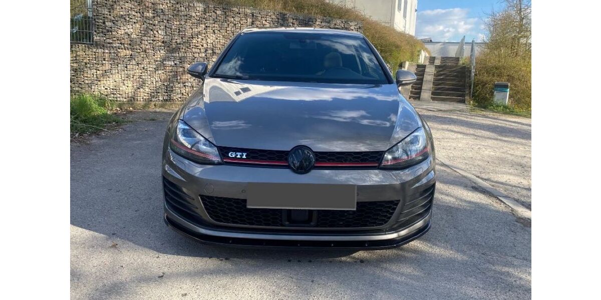 VW Golf 172.000 km 11.990 &euro; Ketsch 68775