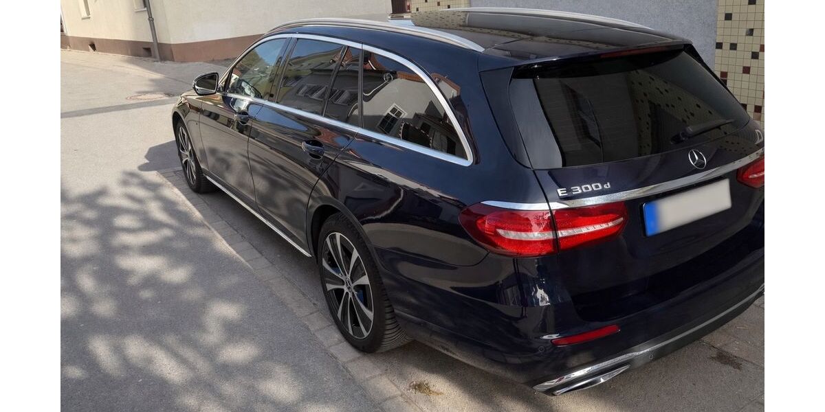 Mercedes-Benz E 300 142.000 km 22.500 &euro; Dossenheim 69221