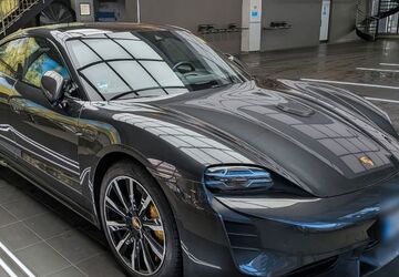 Porsche Taycan 84.000 km 73.000 &euro; Heidelberg 69117