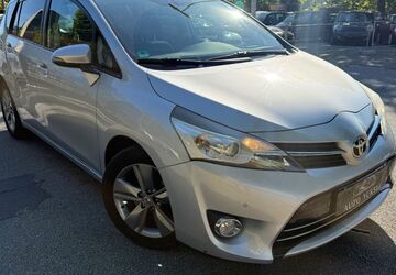 Toyota Verso 222.000 km 8.990 &euro; Heppenheim 64646