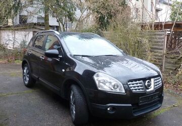 Nissan Qashqai 141.877 km 6.450 &euro; Mannheim 68219