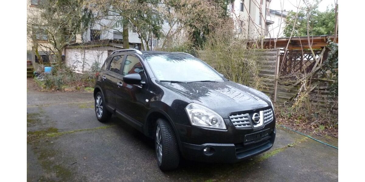 Nissan Qashqai 141.877 km 6.450 &euro; Mannheim 68219