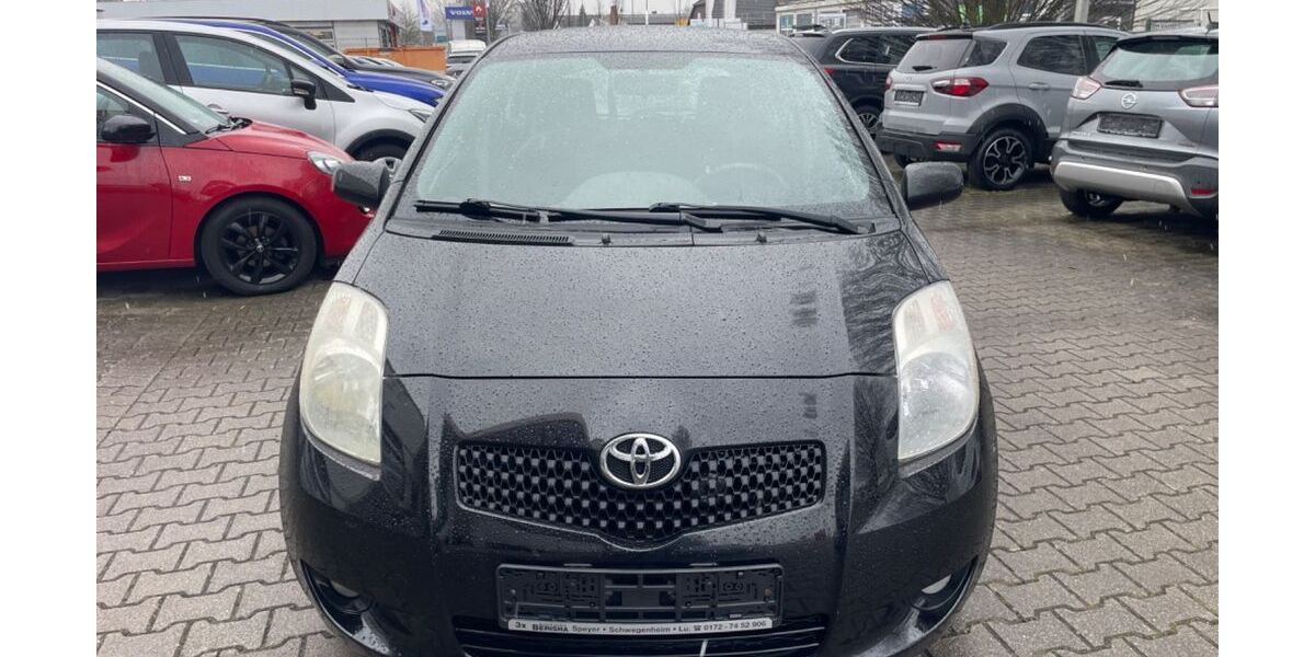 Toyota Yaris 165.000 km 4.499 &euro; Speyer 67346
